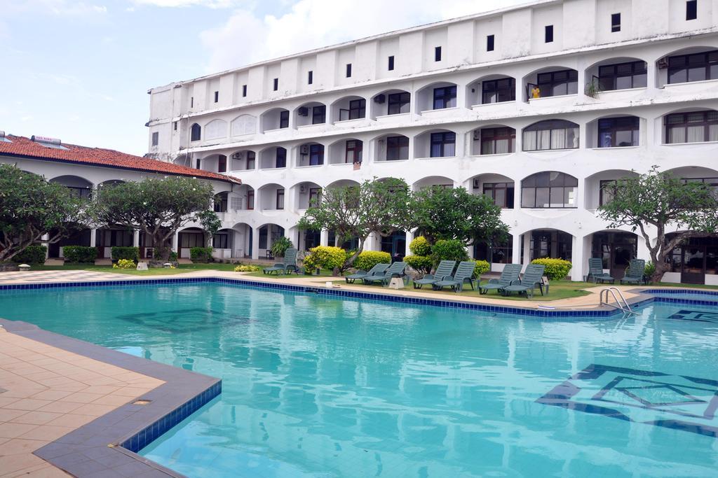 Hotel Lanka Super Corals Hikkaduwa Exterior photo